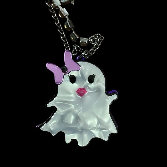 NEW WITH TAGS BETSEY JOHNSON 14”-16” GHOST NECKLACE GREAT FOR HALLOWEEN - Picture 4 of 5